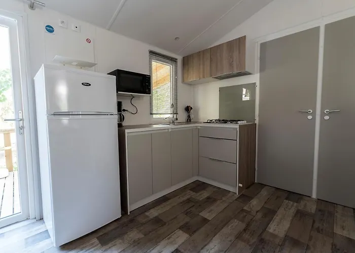 Roompot Lacasa Prázdninový areál Calcatoggio (Corsica)